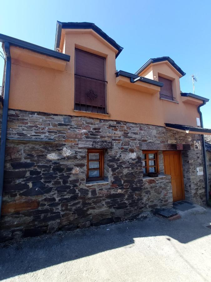 Гостьовий будинок Casa De Abril 1 San Cristobal de Valdueza Екстер'єр фото